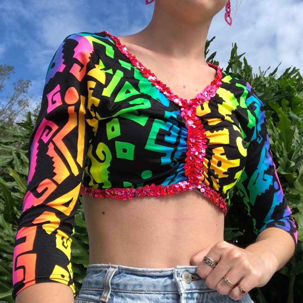 2/$40⚜️ Vintage Gymnastics Top - Picture 2 of 6